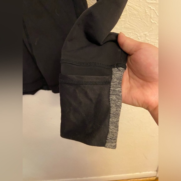 lululemon athletica Women's Sweater - Picture 5 of 11